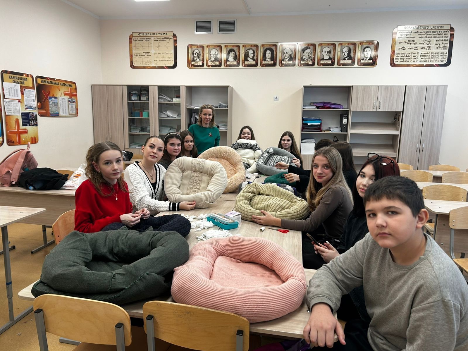 Добро не уходит на каникулы.